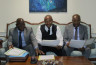 Le Ministre d’Etat, Ministre du Budget et des Comptes Publics en pleine séance de travail avec le Ministre d’Etat, Ministre de l’Education Nationale, chargé de la formation civique Monsieur Michel MENGA M’ESSONE, et le Ministre chargé du suivi des réformes économiques et de la planification du développement Monsieur Alexis BOUTAMBA MBINA.