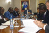 le Ministre d’Etat, Ministre du Budget et des Comptes Publics et le Ministre de l’Economie, de la Prospective et de la Programmation du Développement échangent avec le FMI