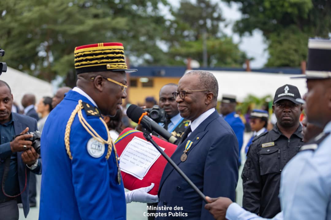 Réception de la médaille d&rsquo;honneur de la gendarmerie nationale.